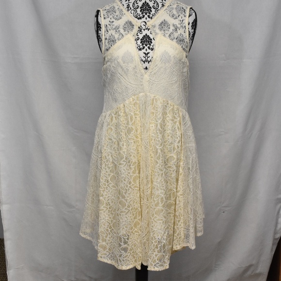 Free People Dresses & Skirts - Free People Lace Dress, size large